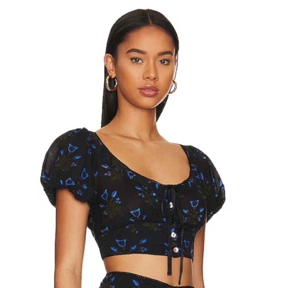 Free People NWOT Easy to Love Black and Blue Floral Blouse Top Medium
